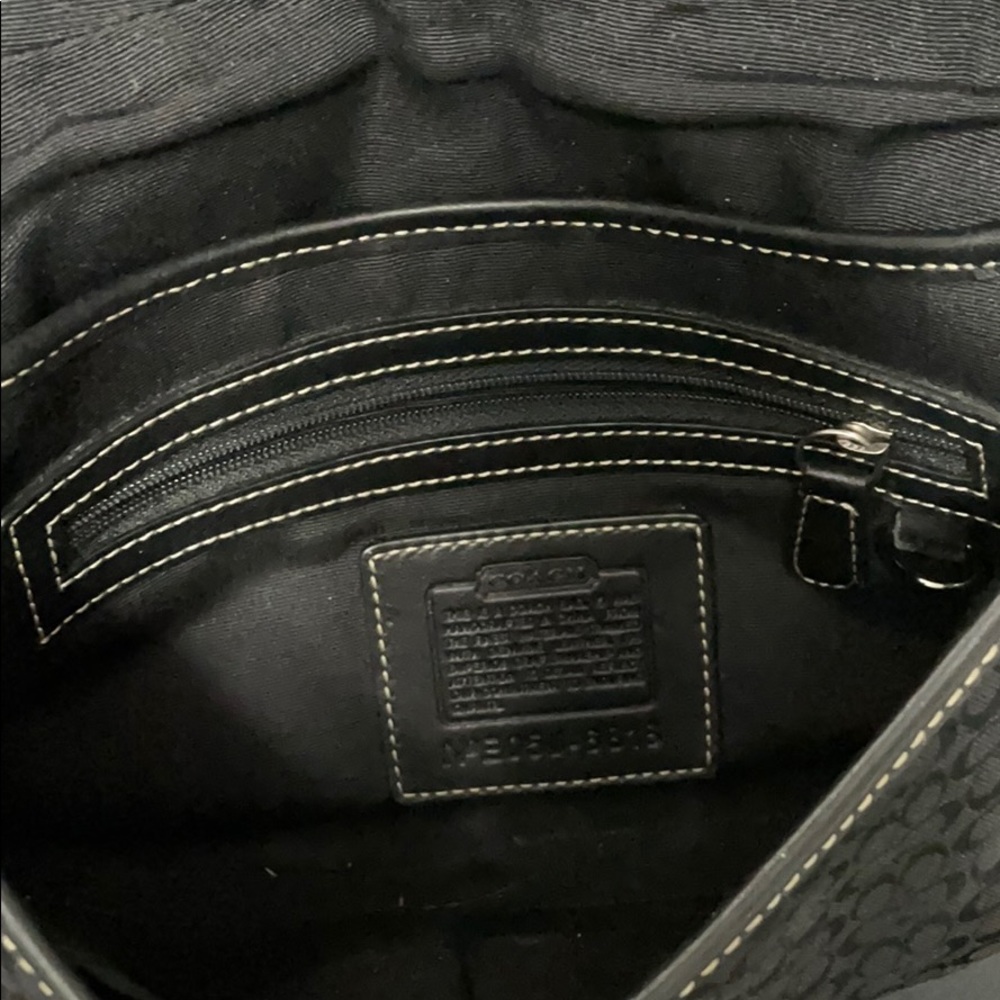 Coach purse - Picture 3 of 4